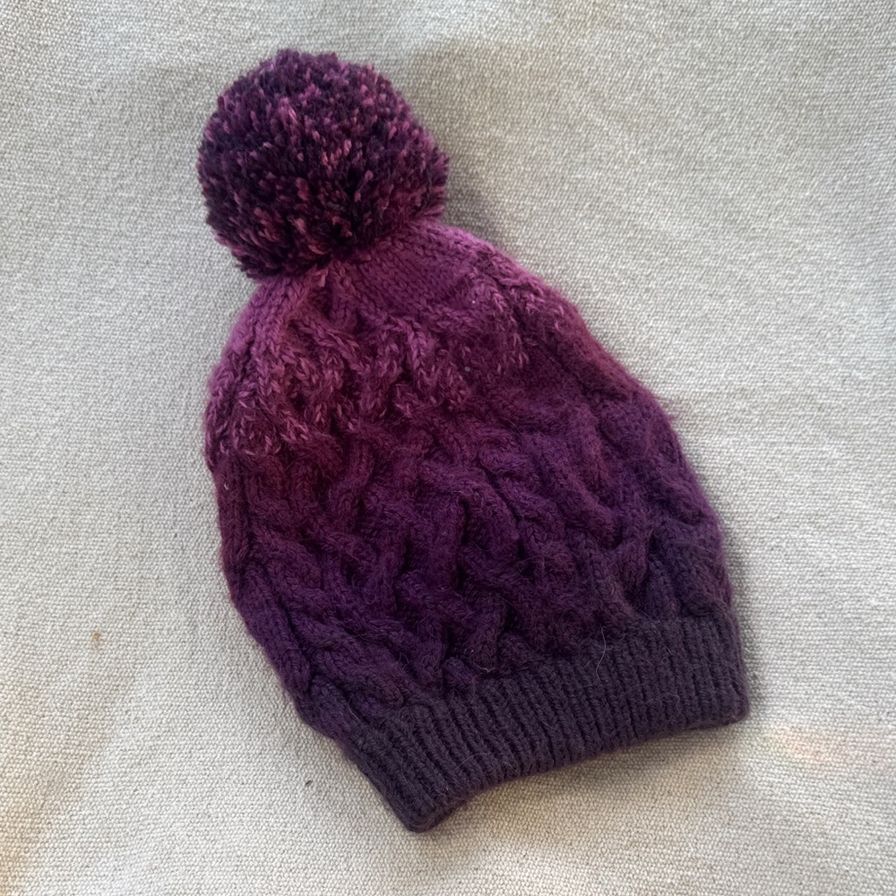 Andes Gifts Alpaca Wool Blend Purple Ombre Knit Pom-Pom Beanie